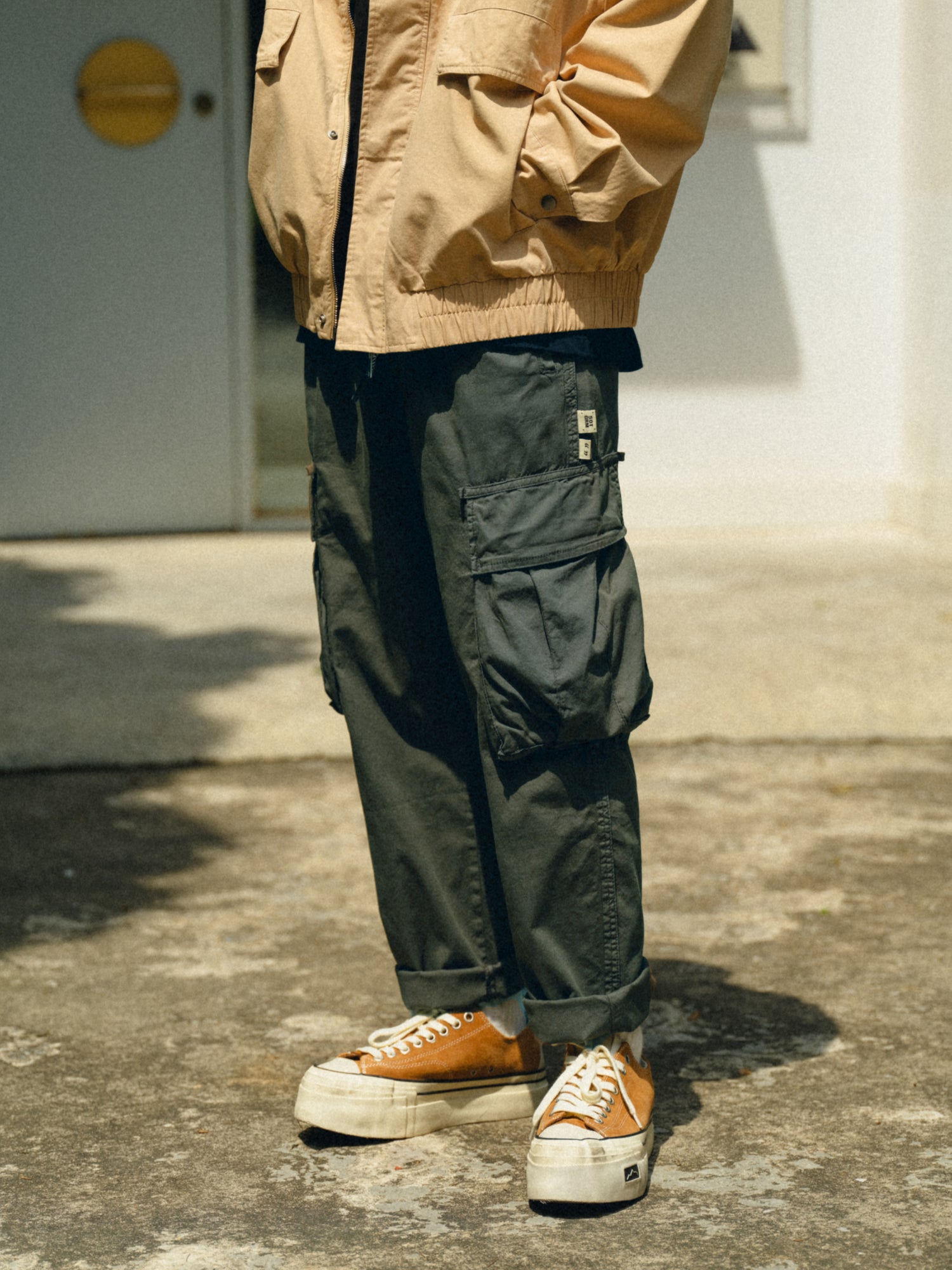 キディル　カーゴハカマパンツ htBvhMQVEbTs.jpg?width=768